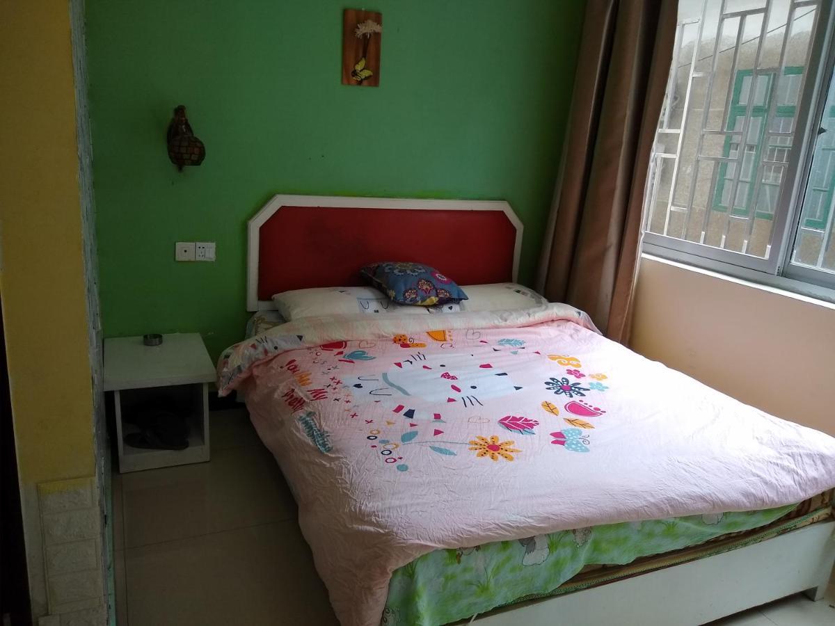 How Flower Hostel Yangshuo Exterior foto